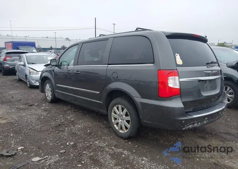 2015 Chrysler Town & Country Touring из США, поврежденный, VIN 2C4RC1BG7FR590002